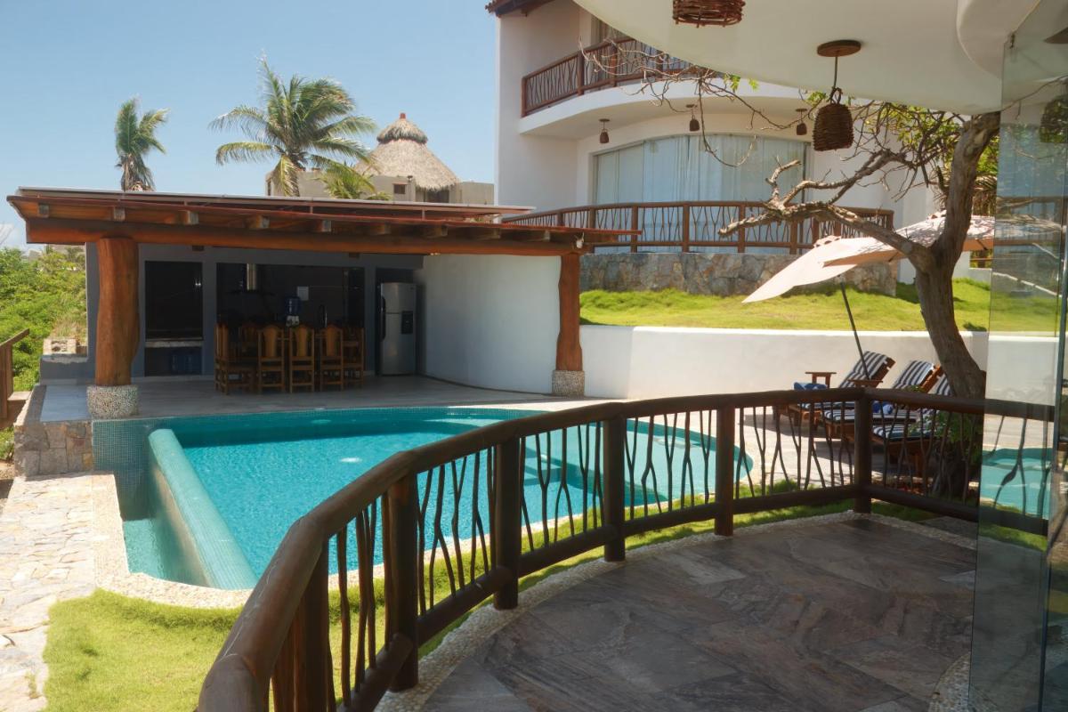 Casas de los Abuelos Beachfront house, Troncones - Housity