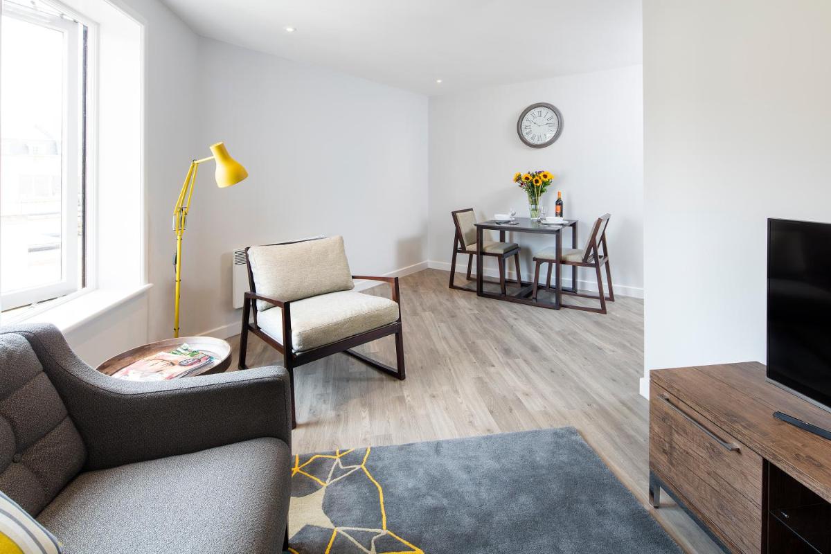 SACO Bath - St James Parade - Housity