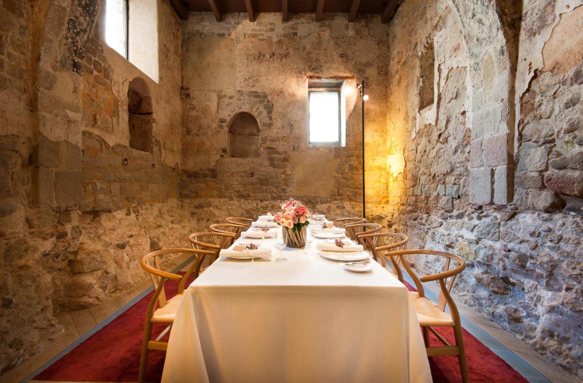Un restaurante o sitio para comer en Mercer Hotel Barcelona
