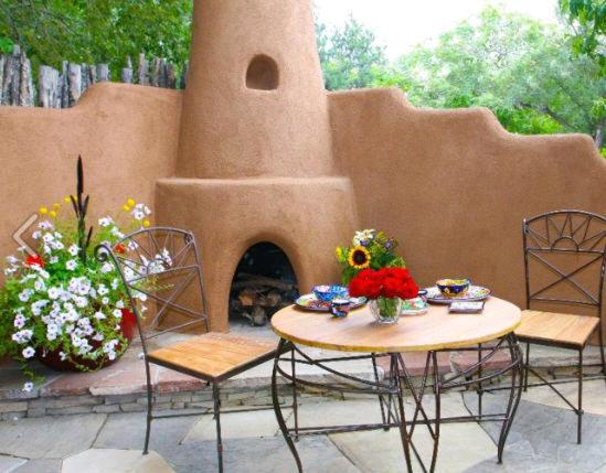 Antigua Inn - Housity