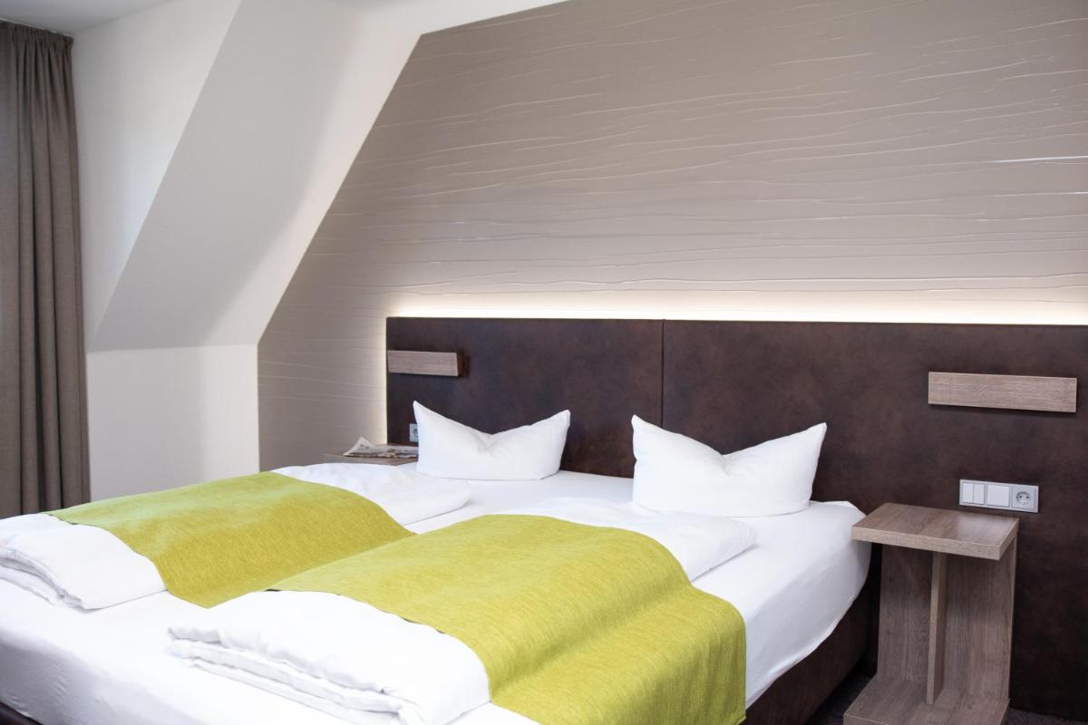Landhotel Geiselwind - Housity