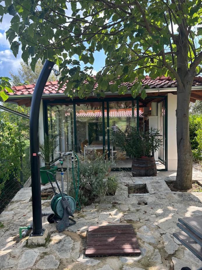 STONE HOUSE VLASTA - Housity