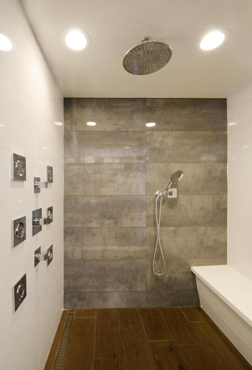 Crowne Plaza Princeton, an IHG Hotel - Housity