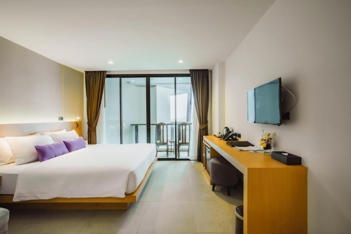 The Lunar Patong - Housity