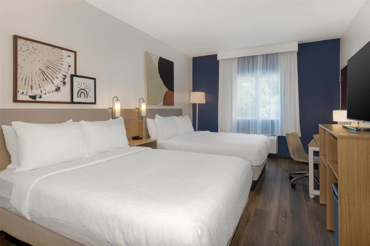 Spark By Hilton Wilmington Carolina Beach Rd - Housity