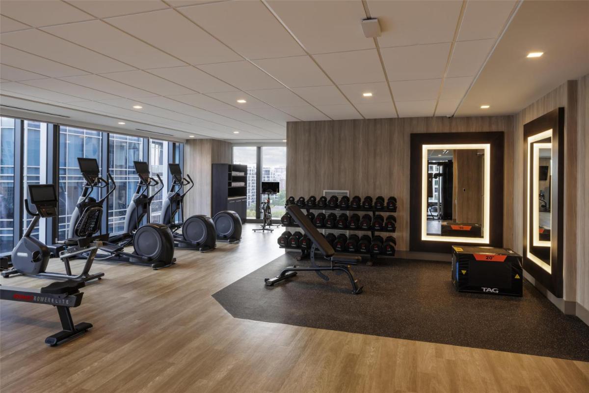 Hilton Arlington Rosslyn The Key - Housity
