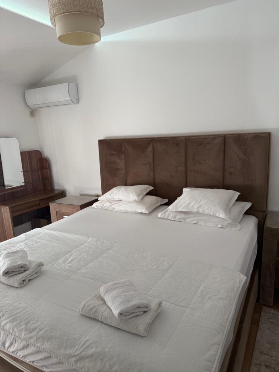 DiVino Apartment - Housity