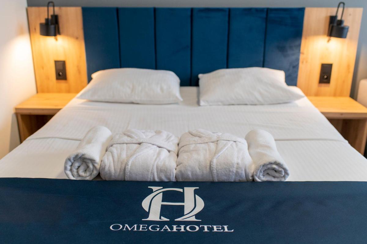 Omega Hotel - Housity