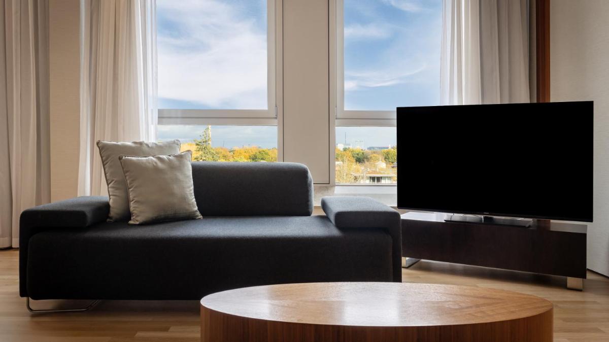 TV/Unterhaltungsangebot in der Unterkunft InterContinental Berlin by IHG