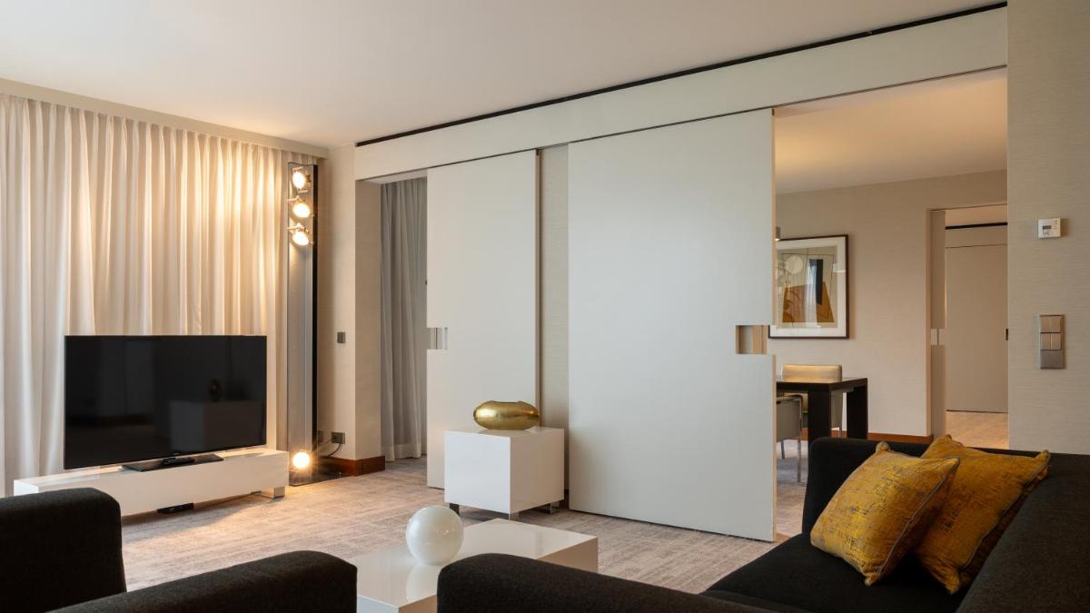 TV/Unterhaltungsangebot in der Unterkunft InterContinental Berlin by IHG