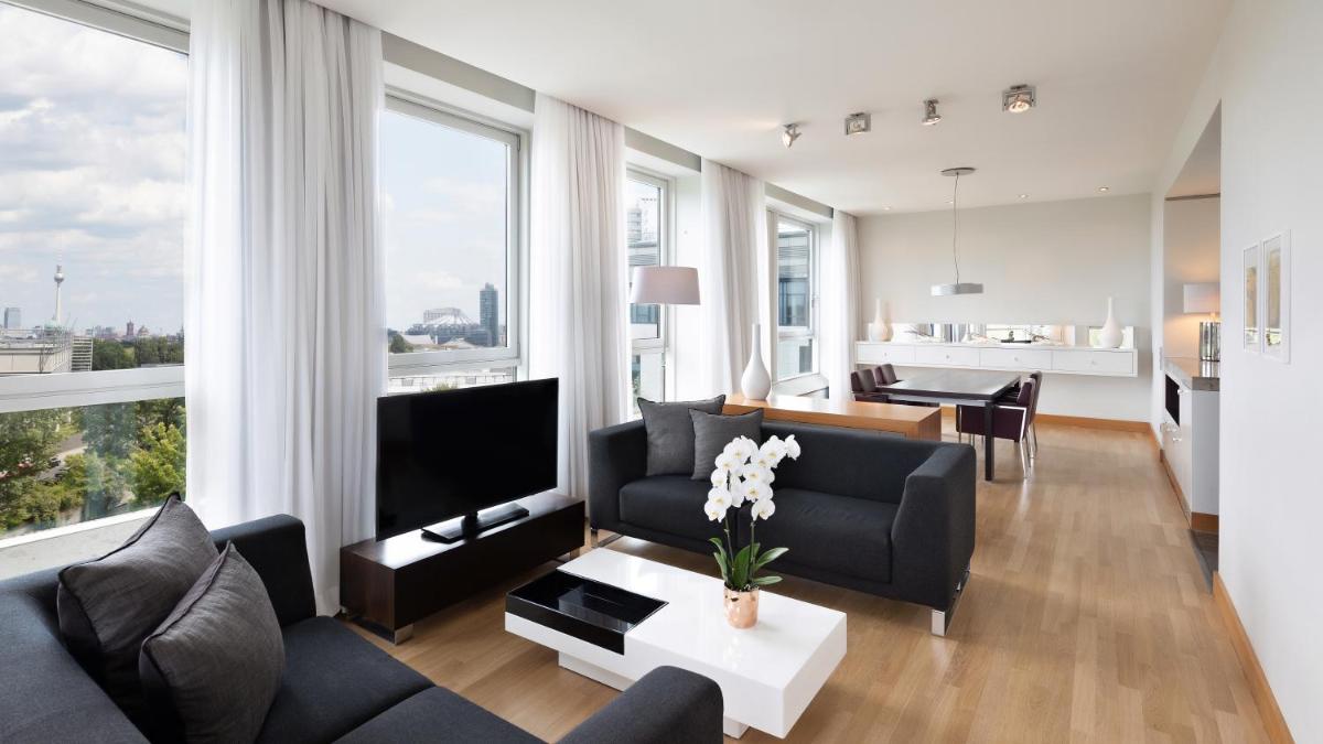 TV/Unterhaltungsangebot in der Unterkunft InterContinental Berlin by IHG