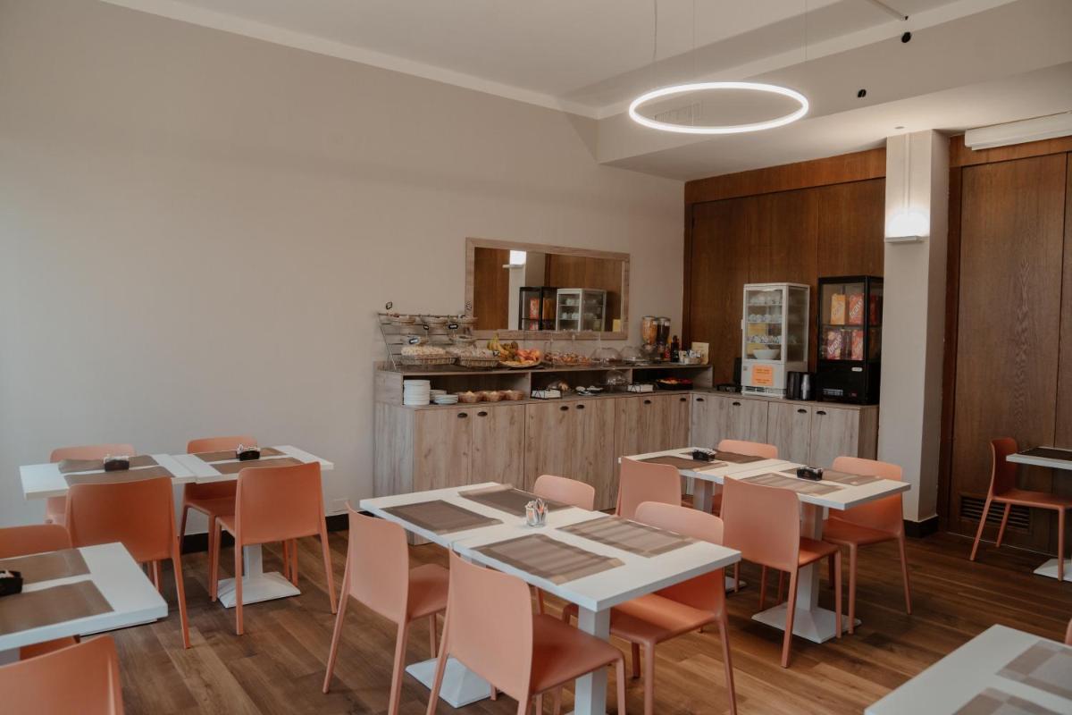 Hotel Ristorante La Rampina - Housity