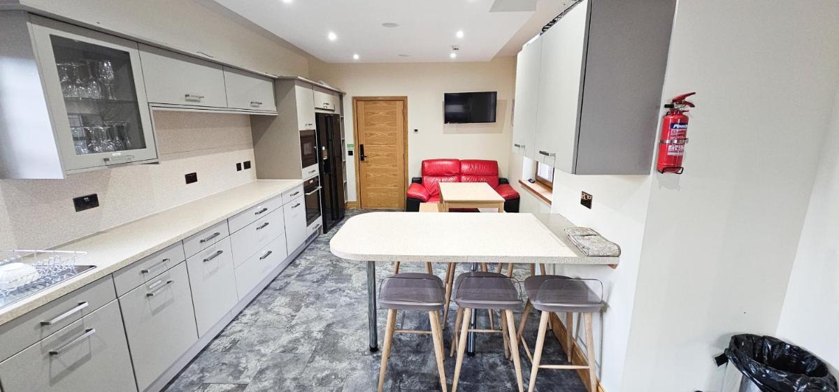 St Martins Guest House - Rooms Only - Housity