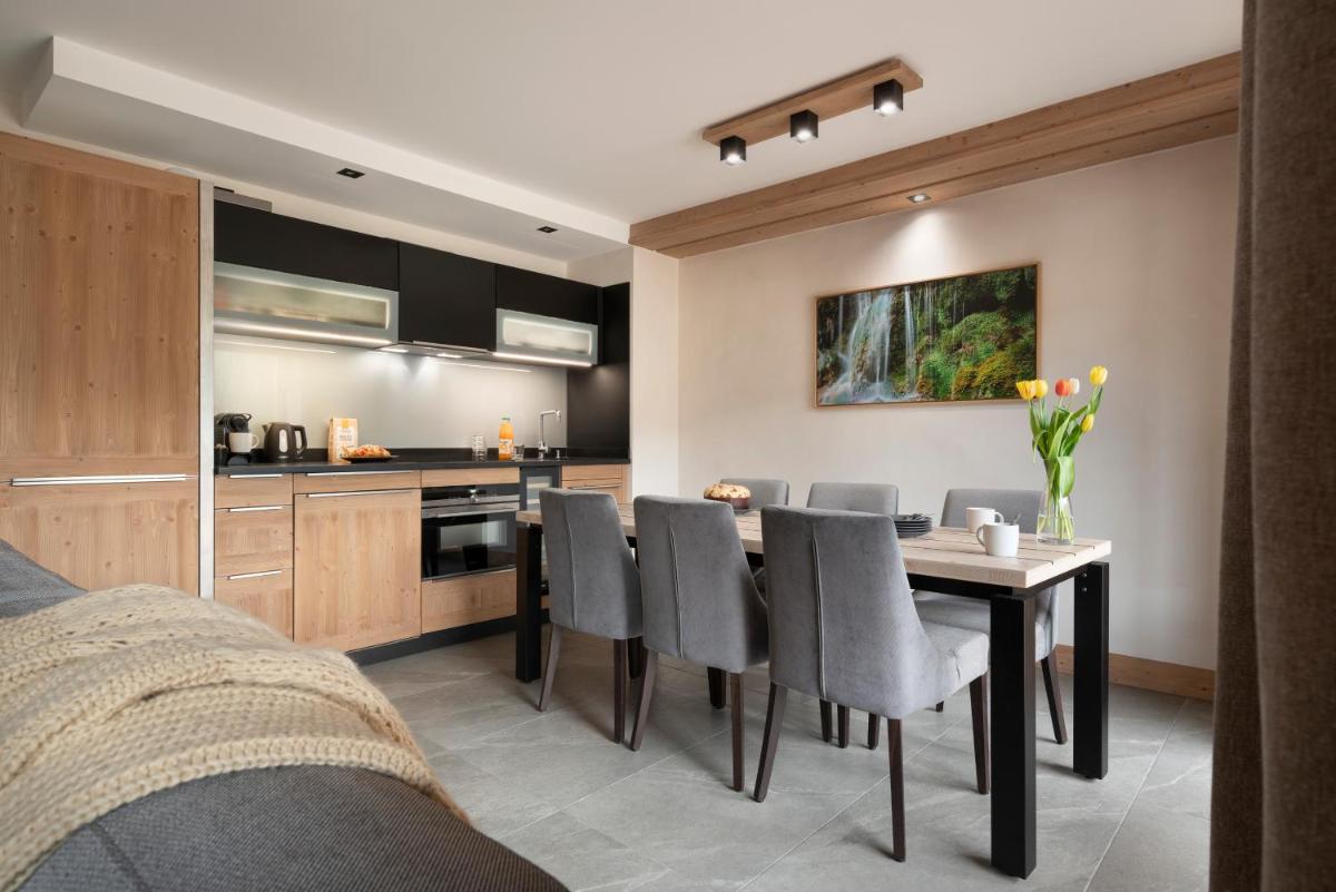 Cuisine ou kitchenette dans l'établissement MGM Hôtels & Résidences - Résidence Le Hameau de l'Ours