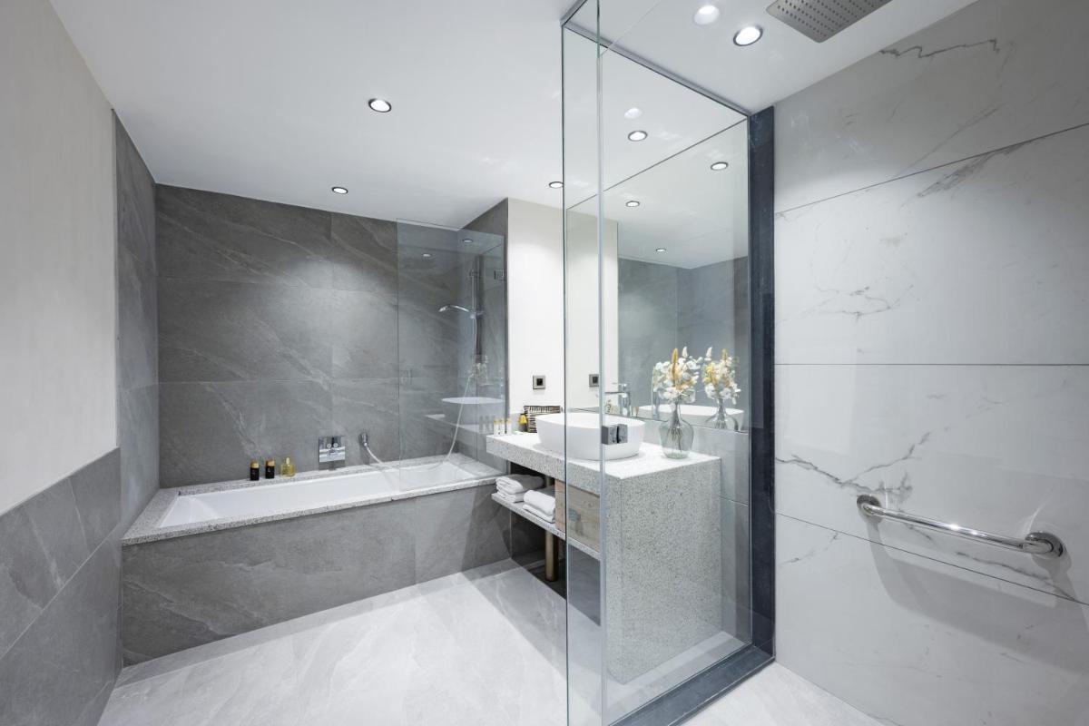 Salle de bains dans l'établissement MGM Hôtels & Résidences - Résidence Chalets de Joy