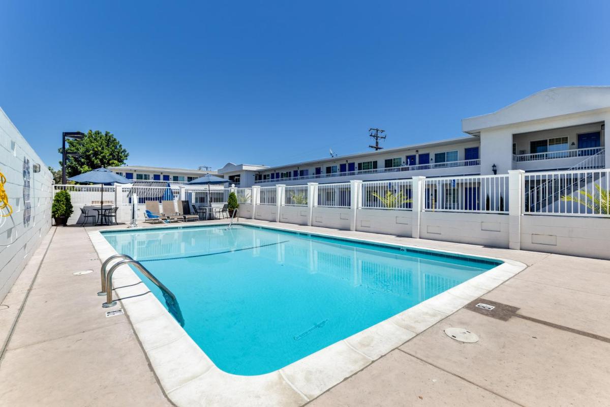 Motel 6-San Jose, CA - Convention Center - Housity