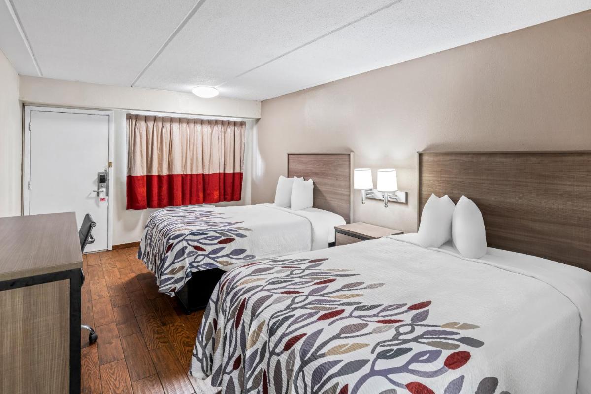 Red Roof Inn Jackson Downtown - Fairgrounds - Housity