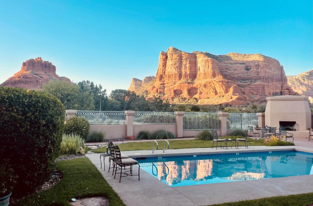 Canyon Villa Bed & Breakfast Inn of Sedona - Housity
