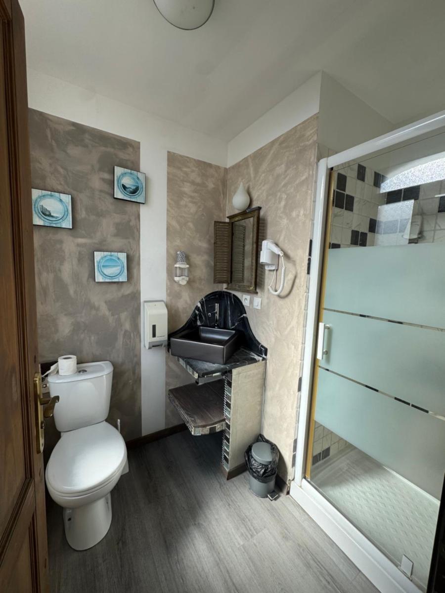 Hôtel de France Tey Resort - Housity