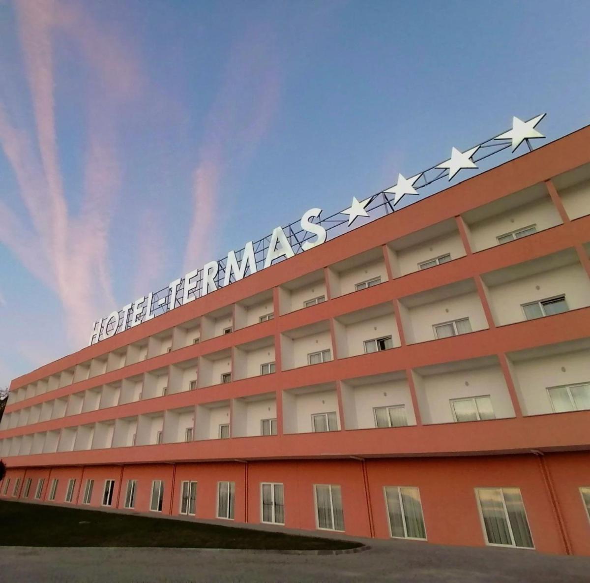 O edifício onde o hotel está situado