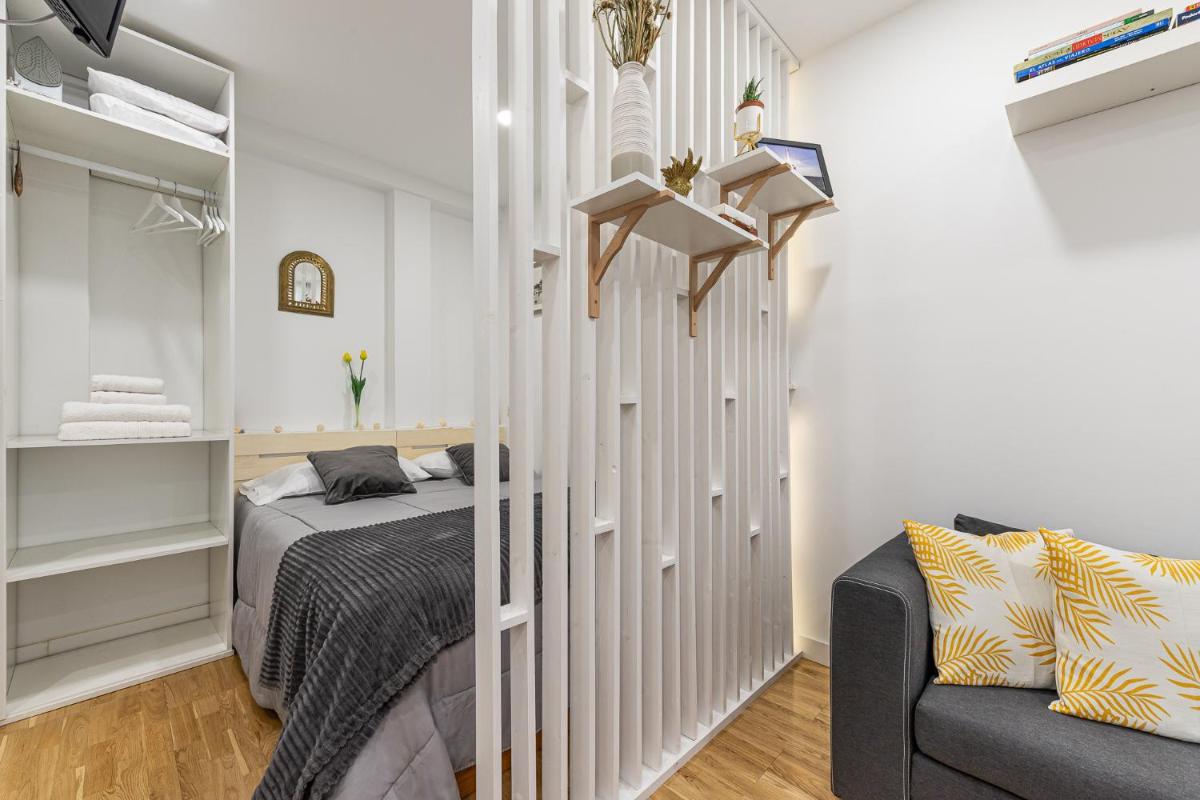 BNBHolder Adorable Studio Centre - Housity