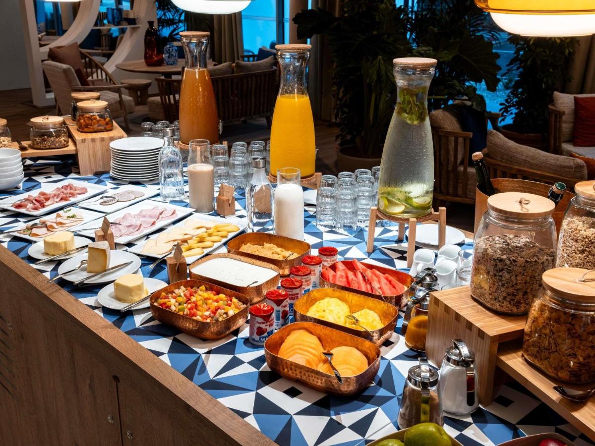 Nourriture dans l'hôtel ou à proximité