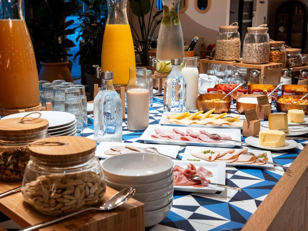 Nourriture dans l'hôtel ou à proximité