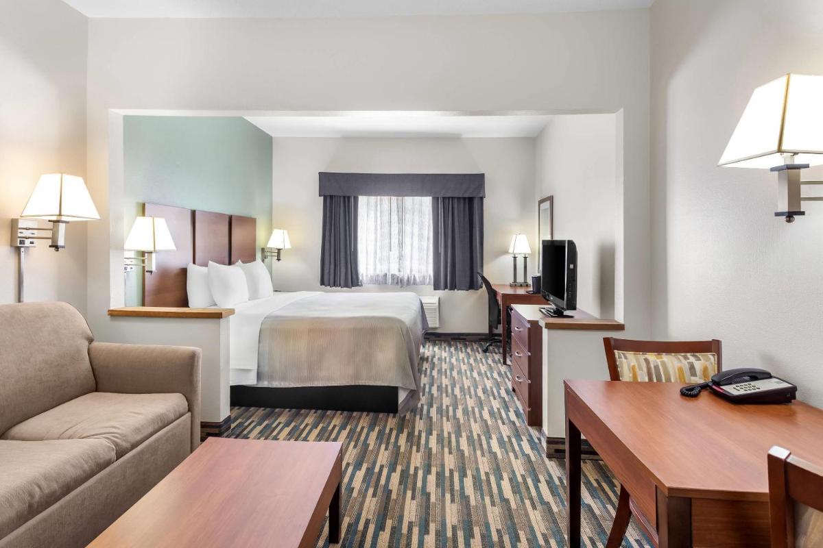Quality Inn Beloit - Housity