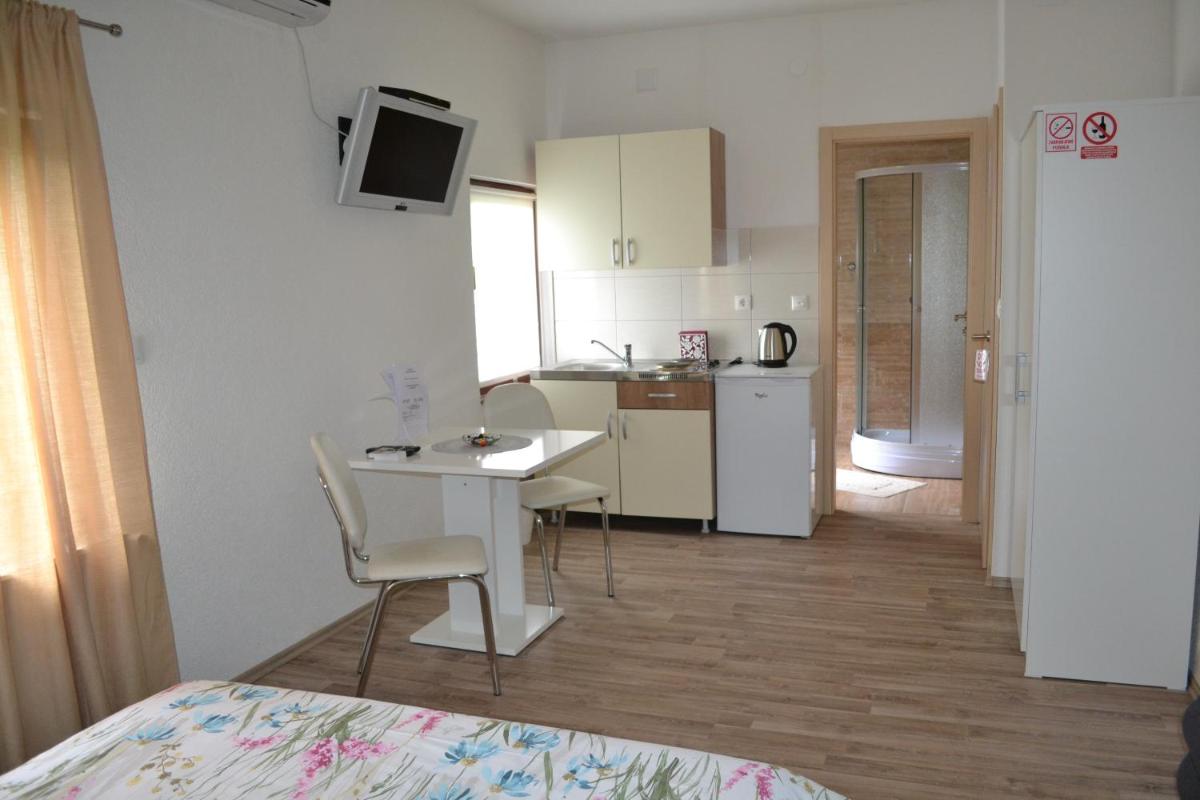 Guesthouse Žalac - Housity