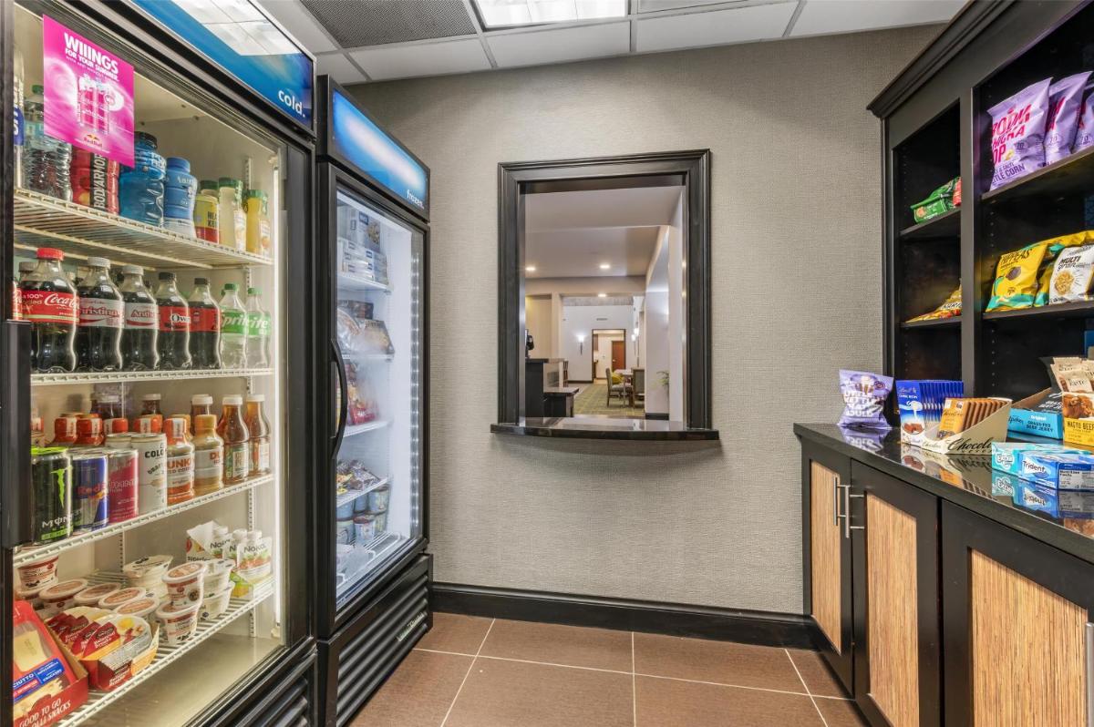 Hampton Inn & Suites Crawfordsville - Hizvo