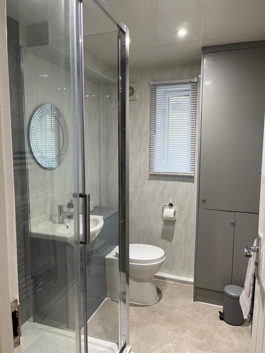 Flat in Maerdy - Housity