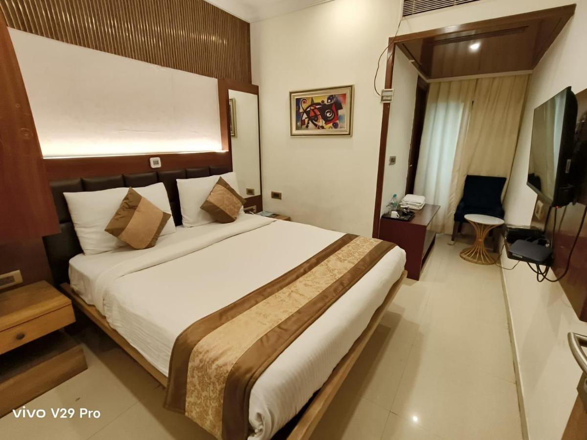 The Ontime Hotel, Bangalore - Housity