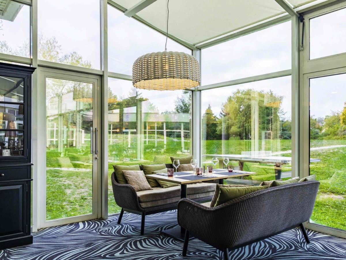 Jardin de l'établissement Novotel Senart Golf De Greenparc
