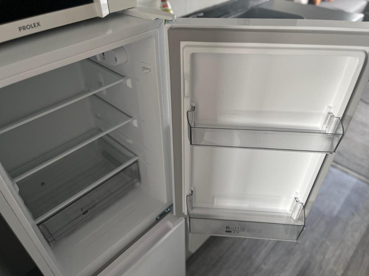 Apartment in Rugeley Trades and Visitors to Cannock Chase - Housity