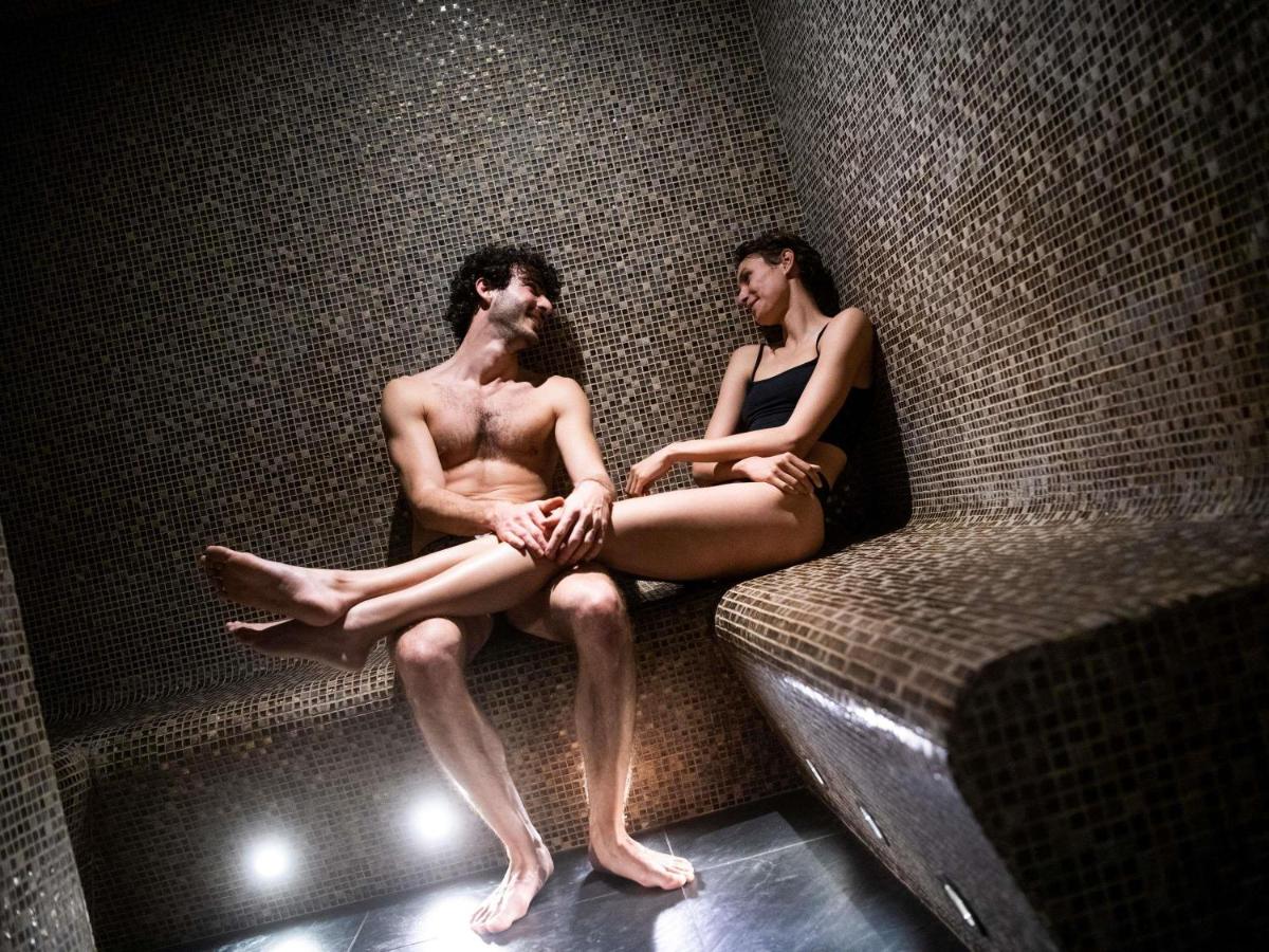 Clients de l'établissement Mercure Paris Opera Garnier Hôtel & Spa