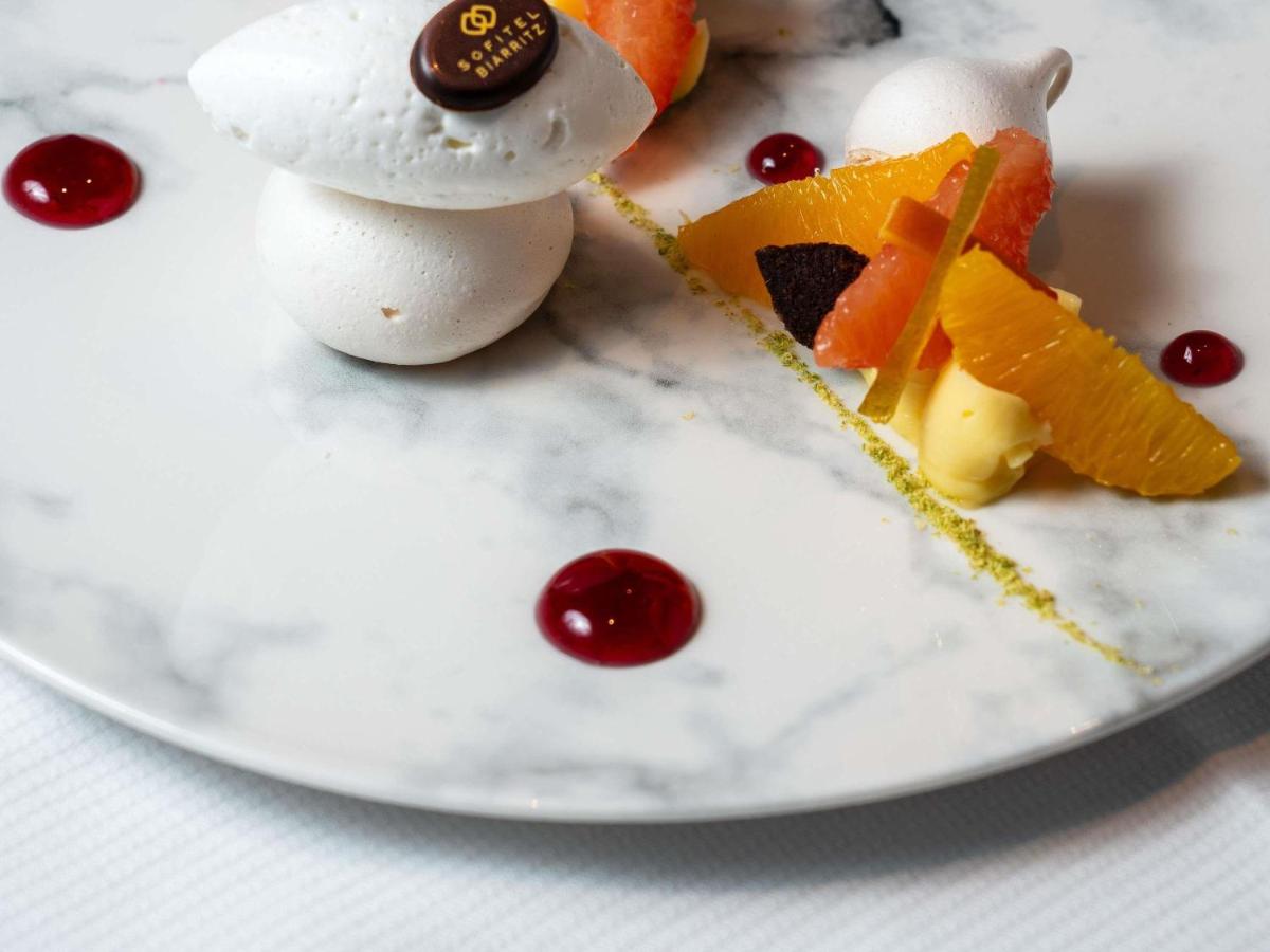 Nourriture dans l'hôtel ou à proximité