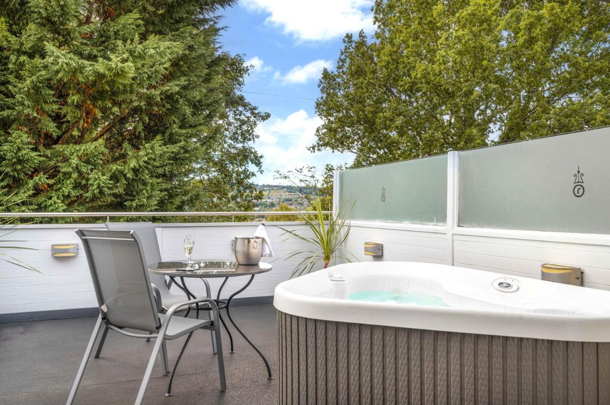 Rocpool Reserve - Housity