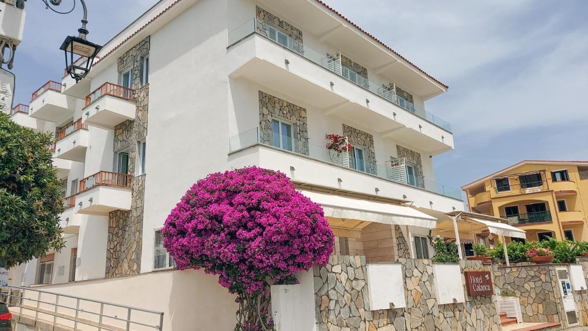 Hotel Calanca - Housity