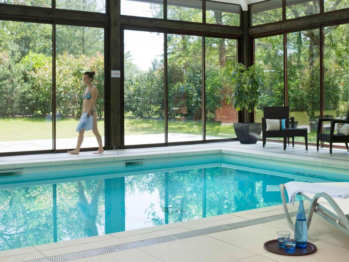 Piscine de l'établissement Cabot Hotel Bordeaux - MGallery Collection ou située à proximité