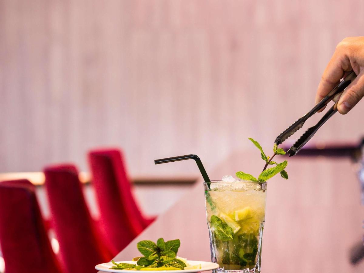 Boissons dans l'établissement Cabot Hotel Bordeaux - MGallery Collection