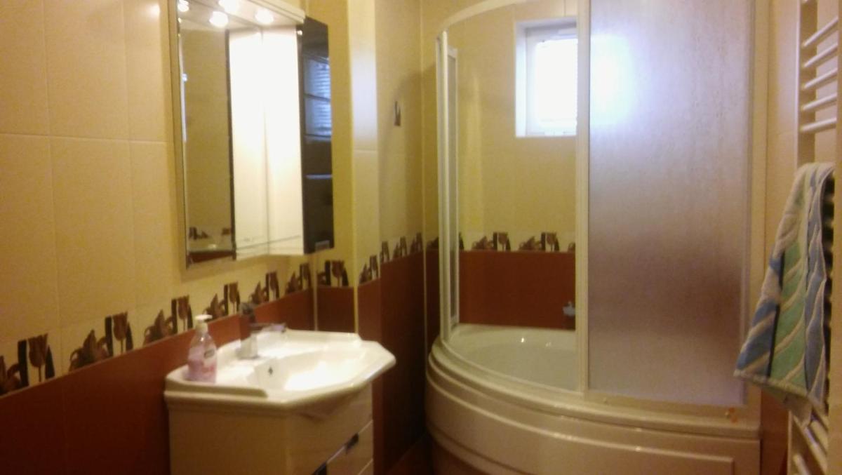Apartment Izabel - Housity