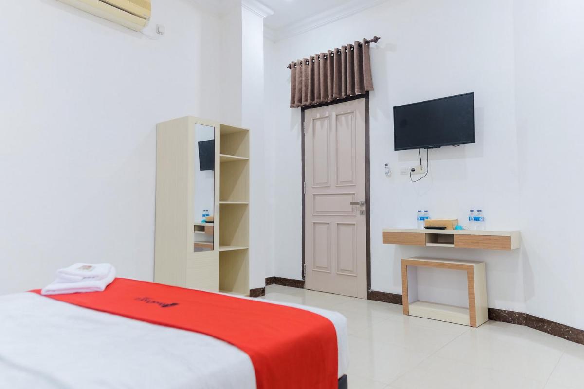 RedDoorz Syariah @ Jalan Ir Haji Juanda Jambi - Housity