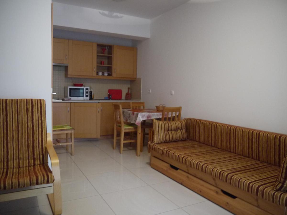 Petra Apartman - Housity