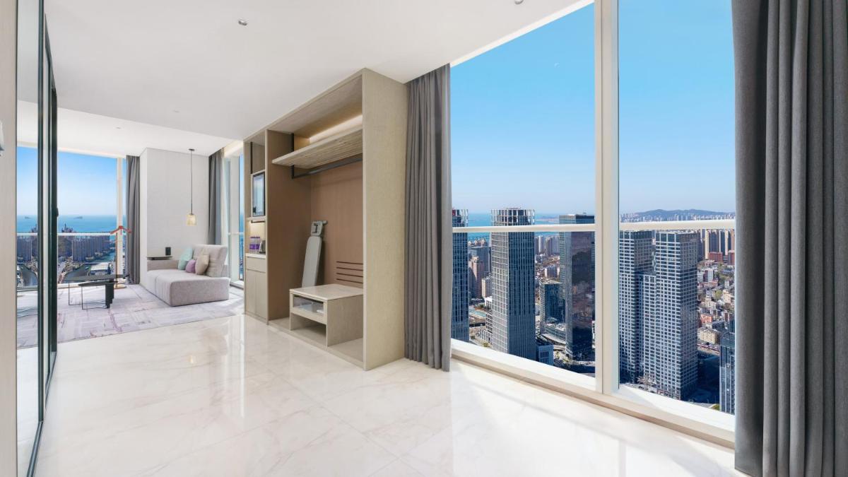 Crowne Plaza Dalian Xinghai, an IHG Hotel - Housity