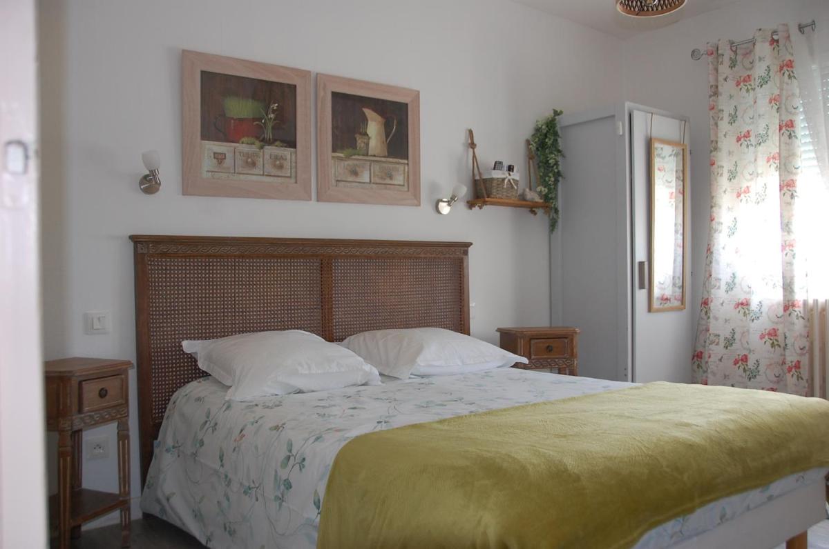 Le Pont de la Loire - Housity