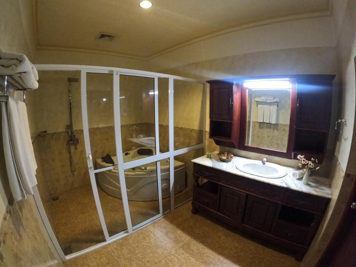 Centauria Hill Resort - Housity