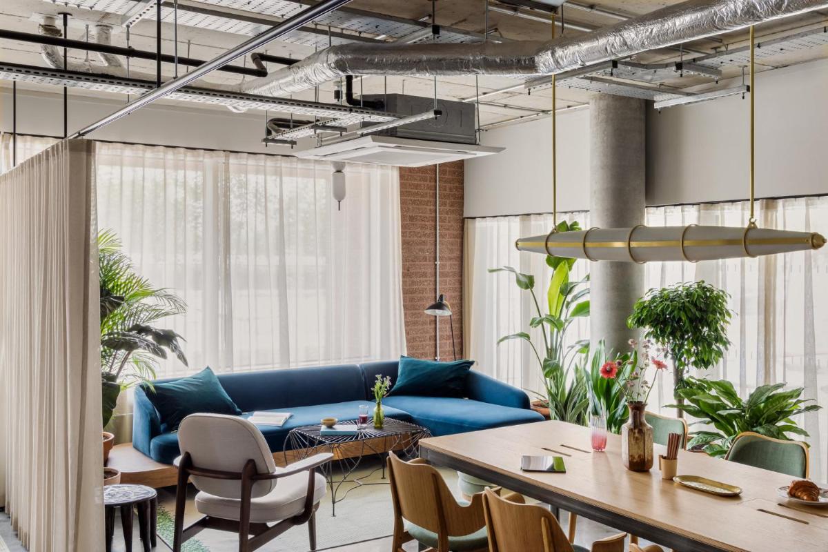 Turing Locke Cambridge - Housity