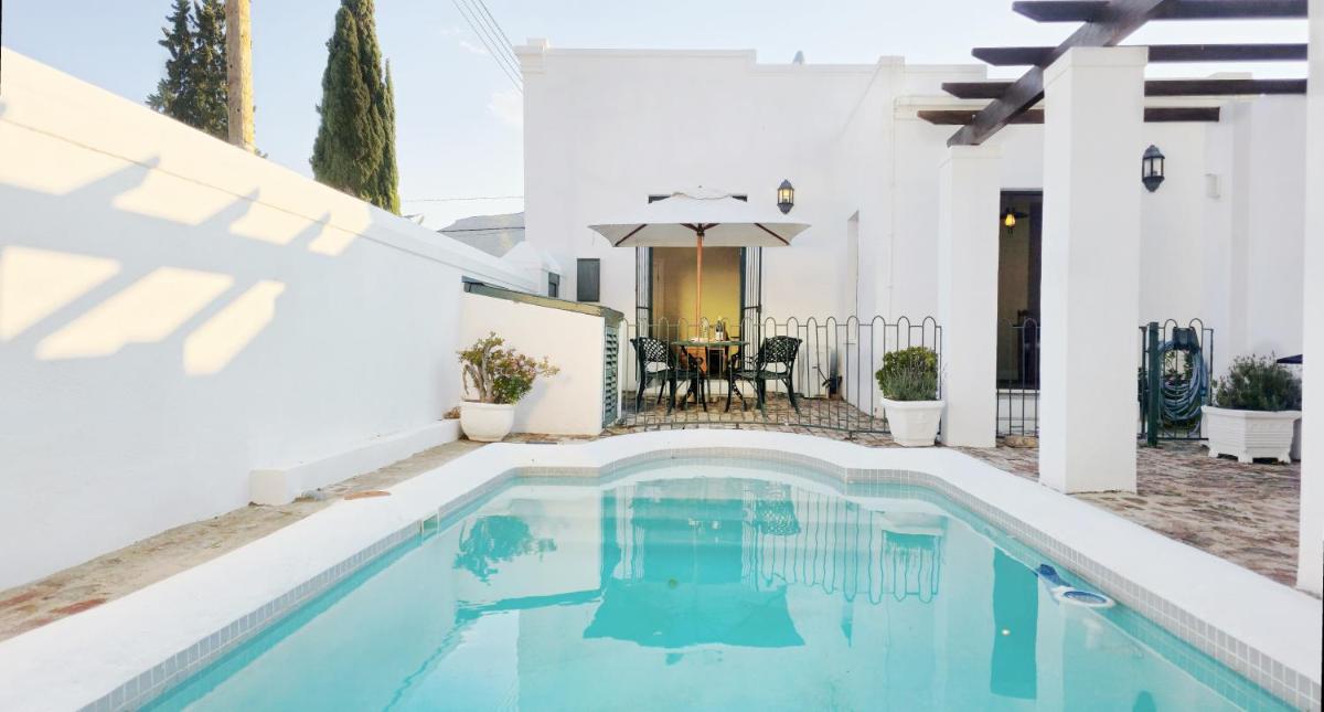 54 on Middle - Solar-powered stay - Housity