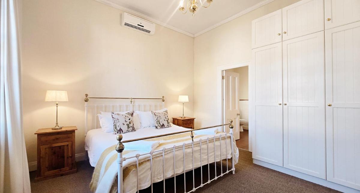 54 on Middle - Solar-powered stay - Housity