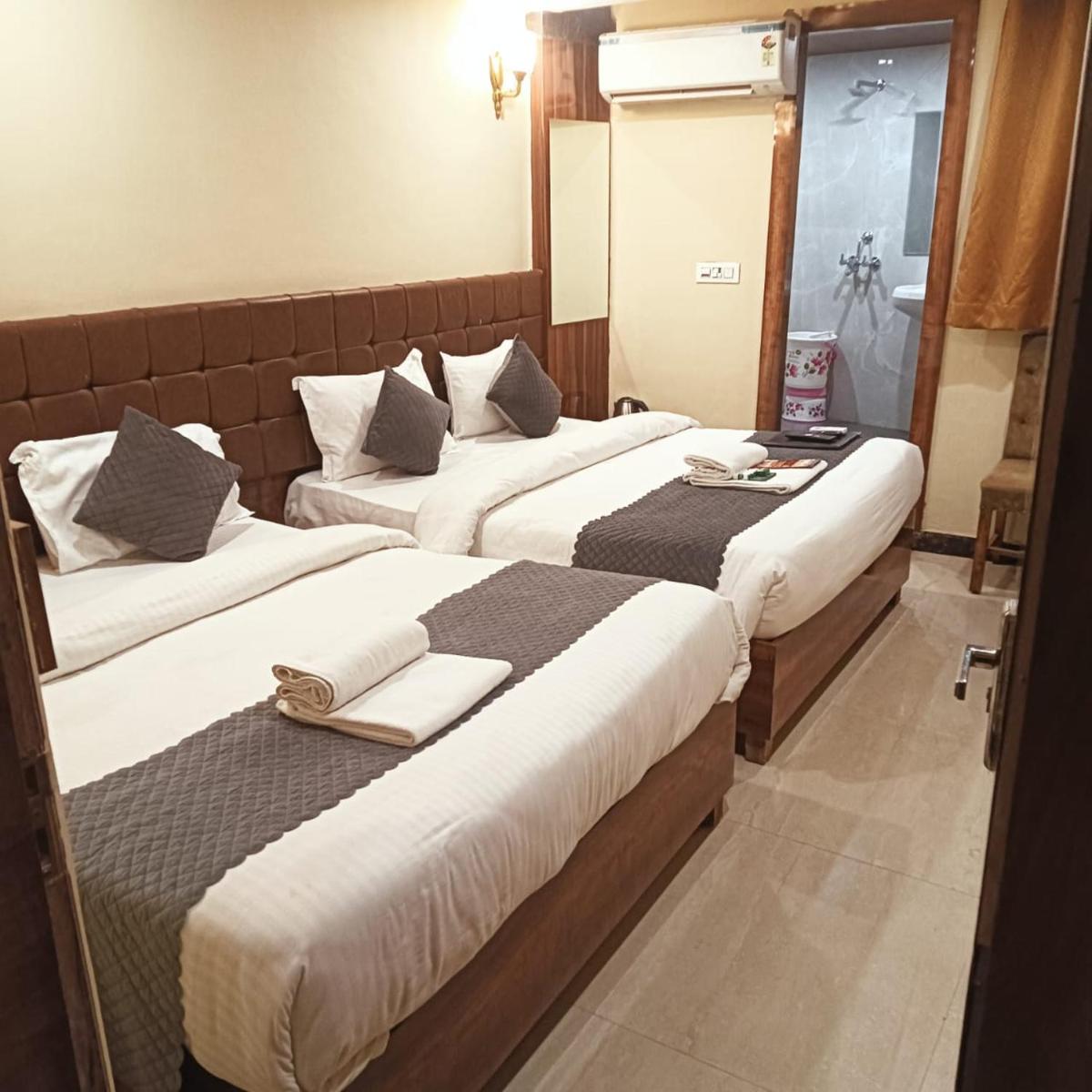 Hotel Ashoka Ganages - Housity